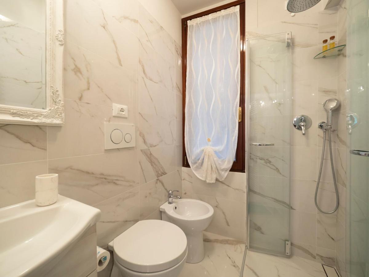 Canal Tron Venice Ngoại thất bức ảnh