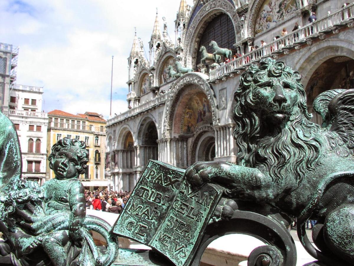 Canal Tron Venice Ngoại thất bức ảnh