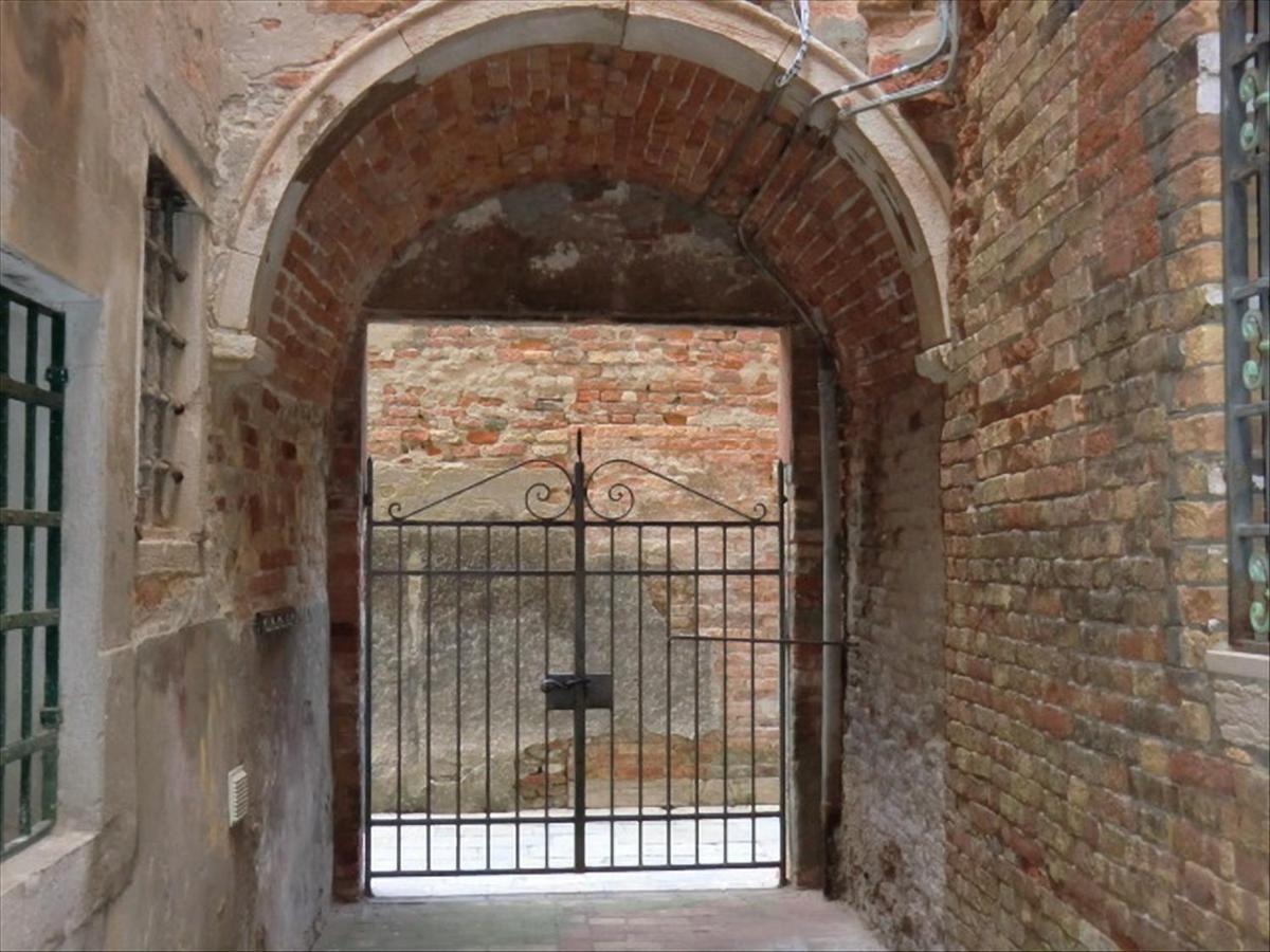 Canal Tron Venice Ngoại thất bức ảnh